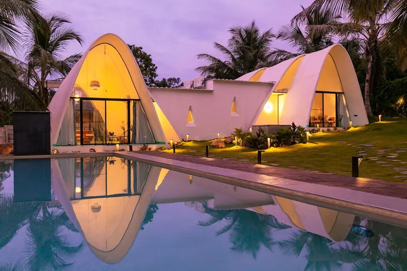 Luxury Shwaas Villa in Mysore with Private pool and landscape - Image 1