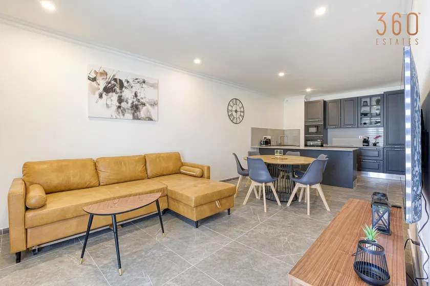 Spacious 3BR home with private Balconies in Mosta - Image 1