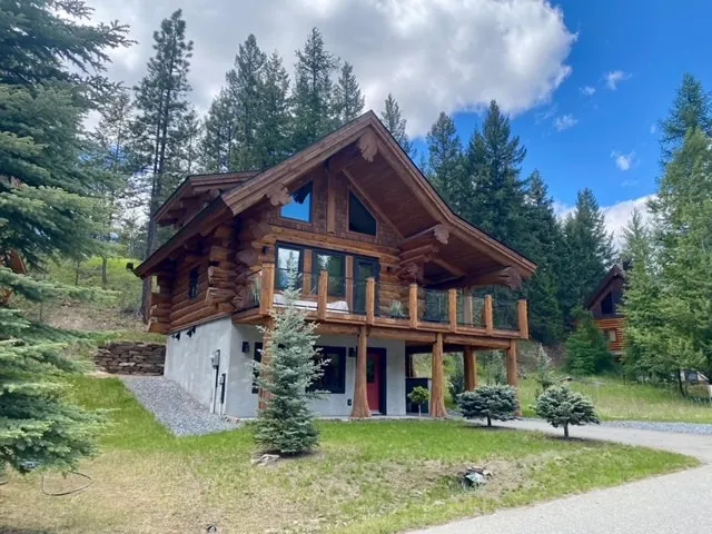 The Modern Woods - Cabin Retreat near Kimberley! - Image 1