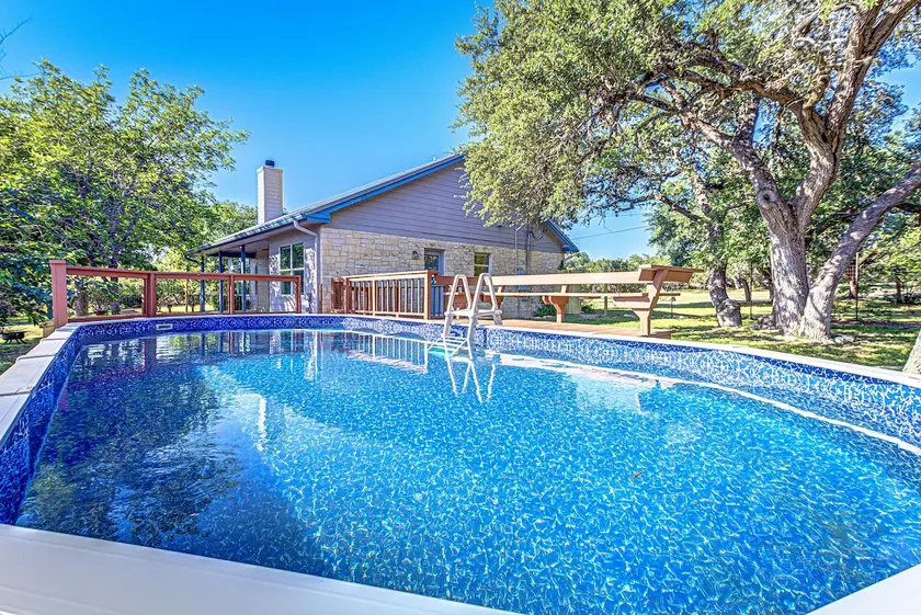 Two 4 BDRM Homes on 6 Acres W/Pools & River Access - Image 1