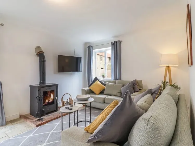 Pound Farm Annexe - Image 1