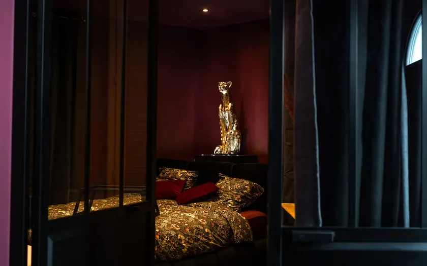 LoveLoft: The Romantic Getaway - Image 1