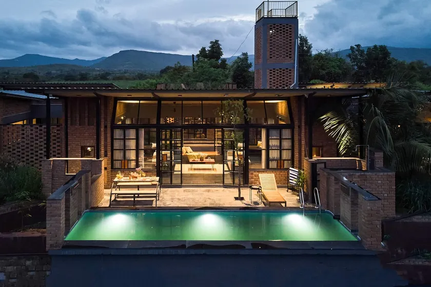 StayVista's Rustic Haven - 3BHK Villa with Viewing Deck & Mountain View - Image 1