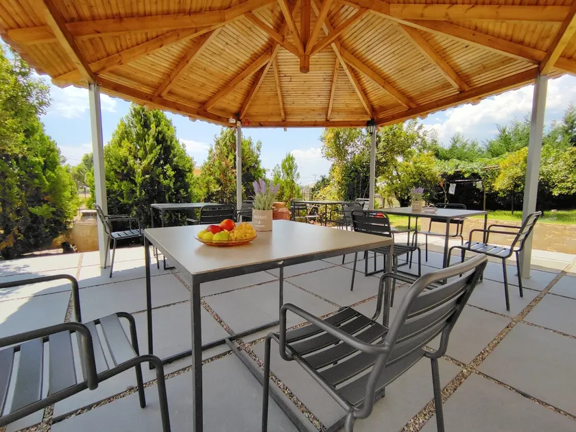 Bouka Beach Apartments - Image 1