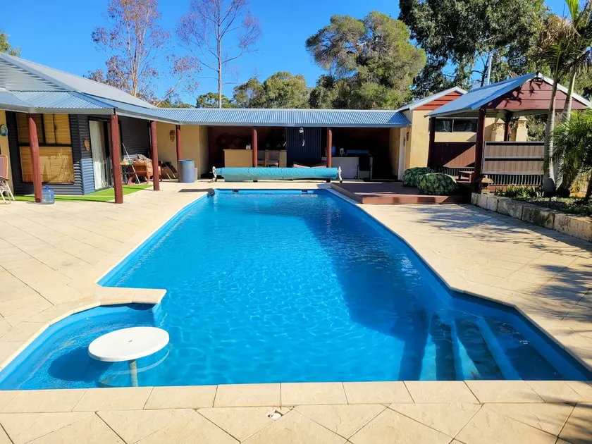 Oakford Country Oasis - Adult only Retreat. - Image 1