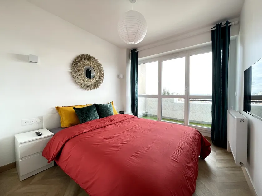 PARIS Pantin Beautiful 3-bedroom apartment - 1/12 people - Image 1