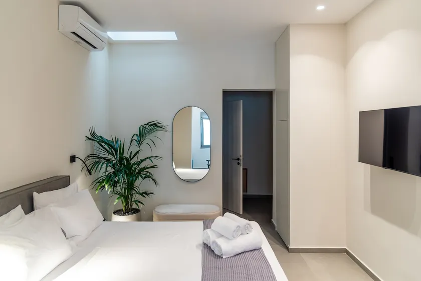Urbanlux Boutique Apartments - Image 1