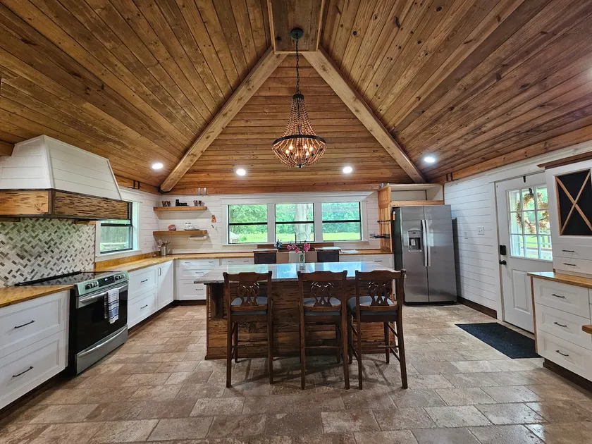 Loosahatchie Lodge - Image 1