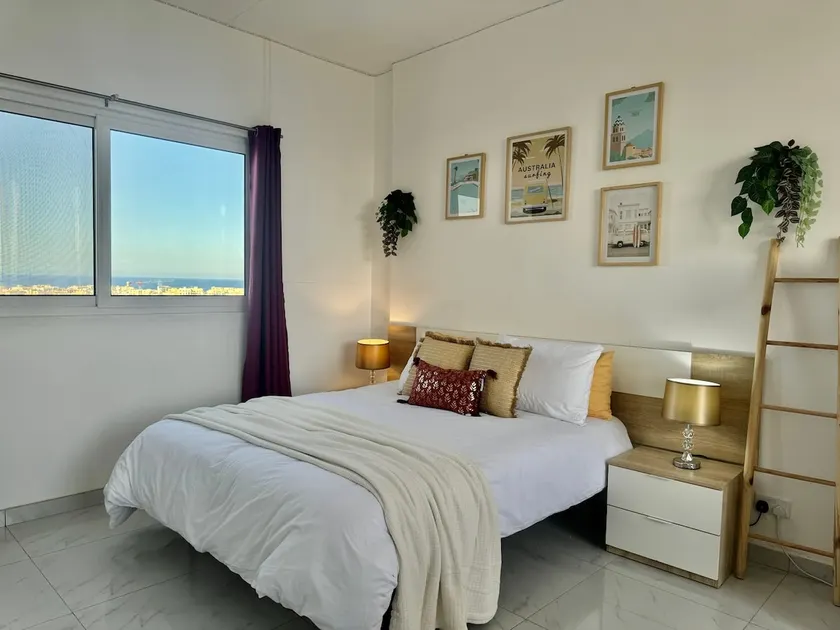 Stylish 1BR Studio Apt in Gzira - Image 1