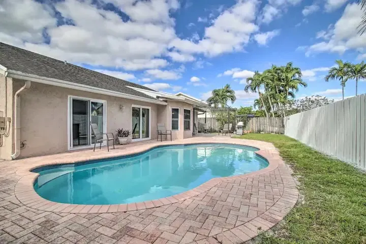 3BR Home w/ Private Pool near Sawgrass Mills Mall - Image 1