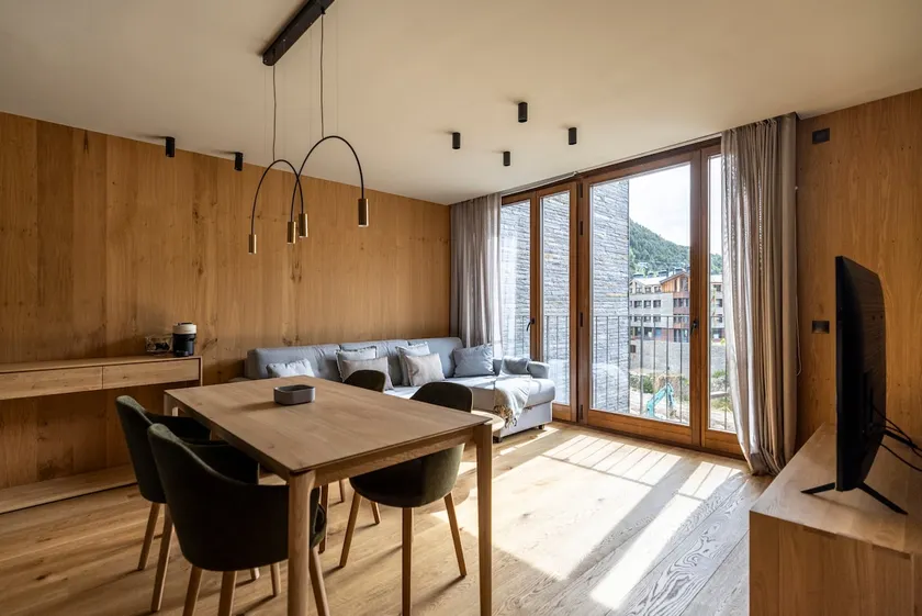 Luxurious Mountain Gem Enjoy Nature l Gym Sauna Pool l 1 MINUTE WALK TO SLOPES l by BonesVacances - Image 1