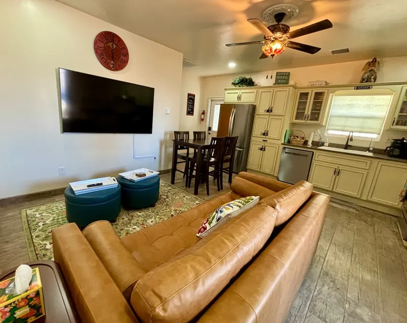 The Carriage Cottage - Image 1