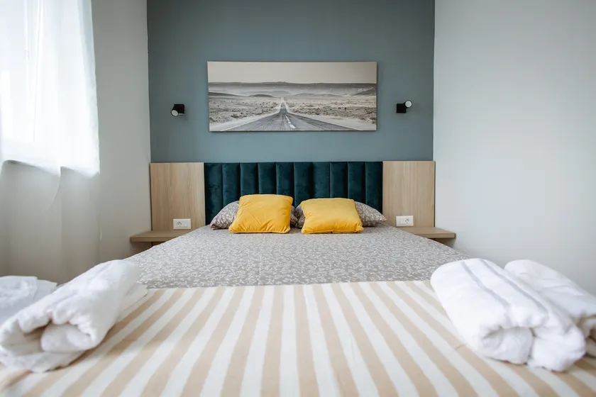 Bright & cozy apartment - Image 1