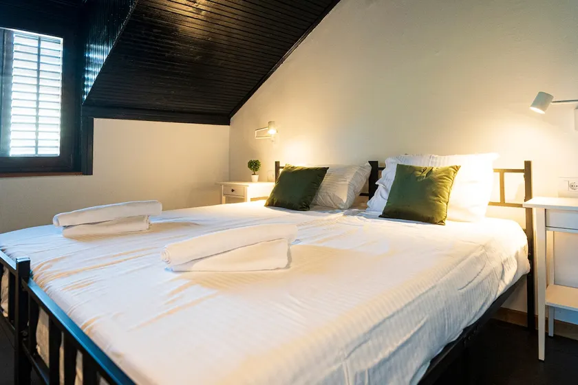 Cozy Nook - Double Room + Sofa Bed - Image 1