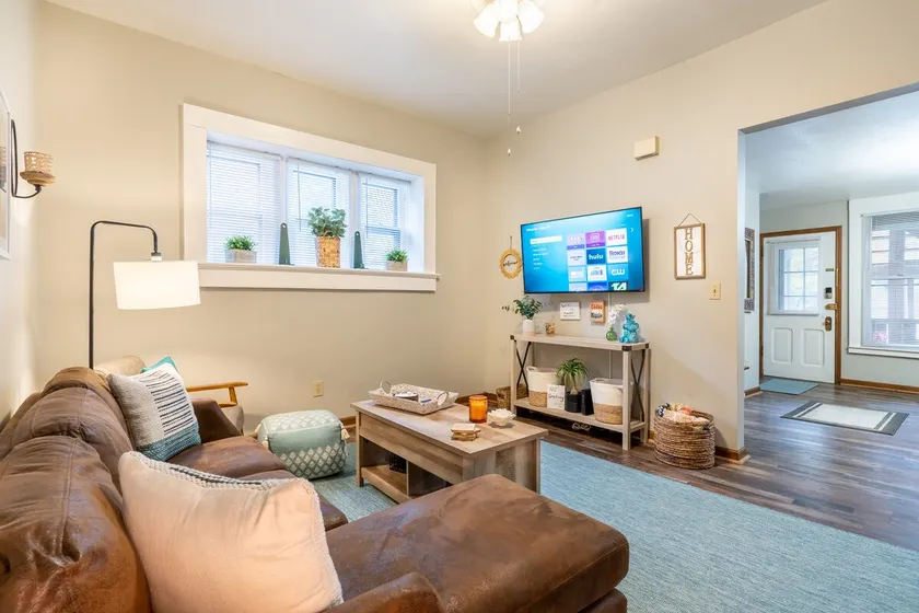 ”Frisco Flat” (Apt. 3) - Image 1