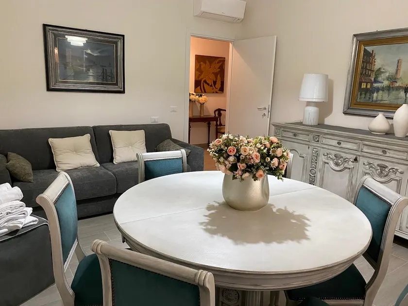 Amber Apartment - Image 1