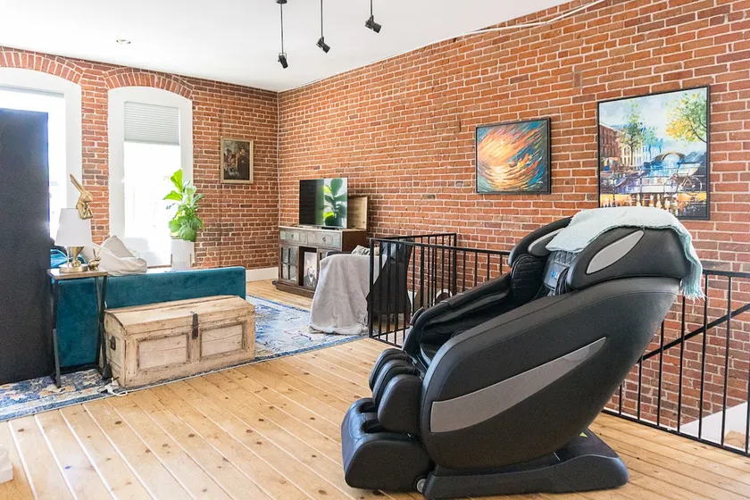 Downtown Loft, w Air Hockey & Rooftop Patio! - Image 1