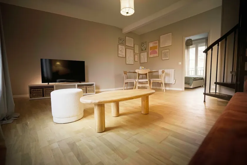 Soft Wood | Champagne Duplex & Historic District - Image 1