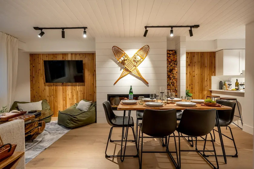 Powder and Pines Luxury Suite - Image 1
