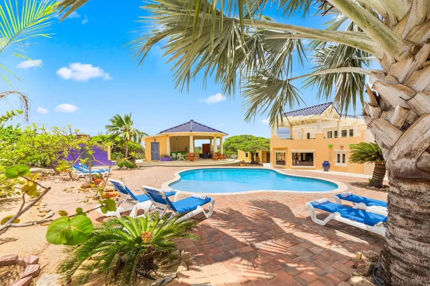 Luxury 6BR Nature's dream Villa by Bocobay - Image 1