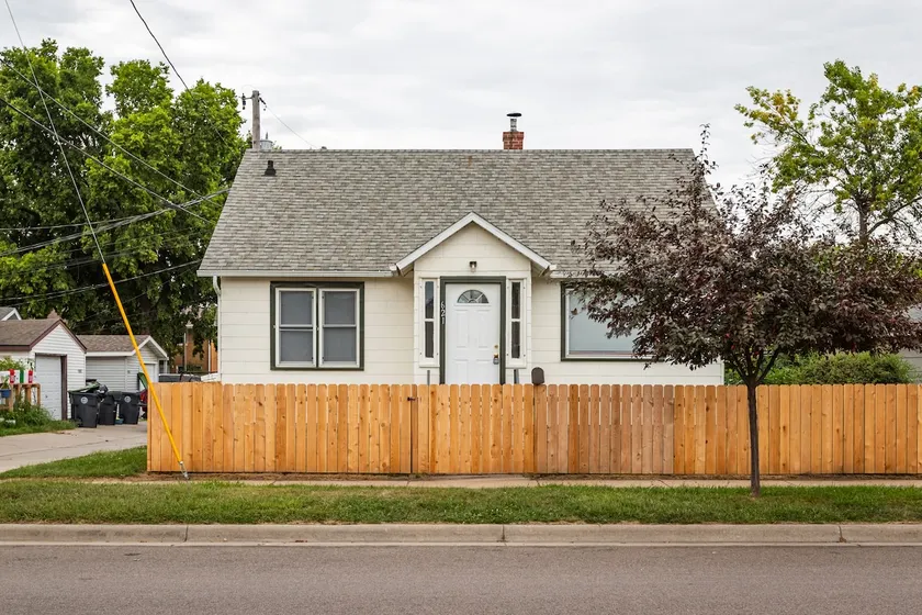 Downtown La Crosse Cottage - Image 1