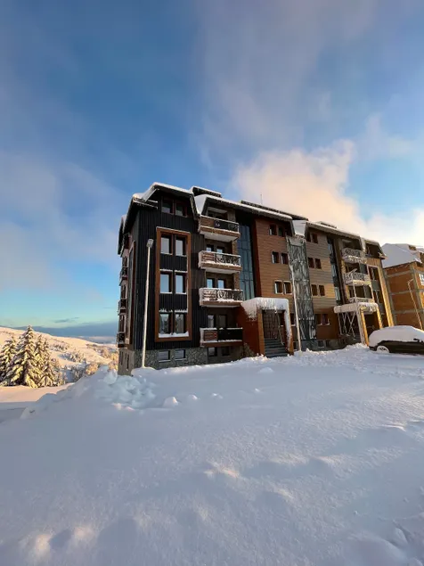 Vila Golija Peak Suites - Image 1