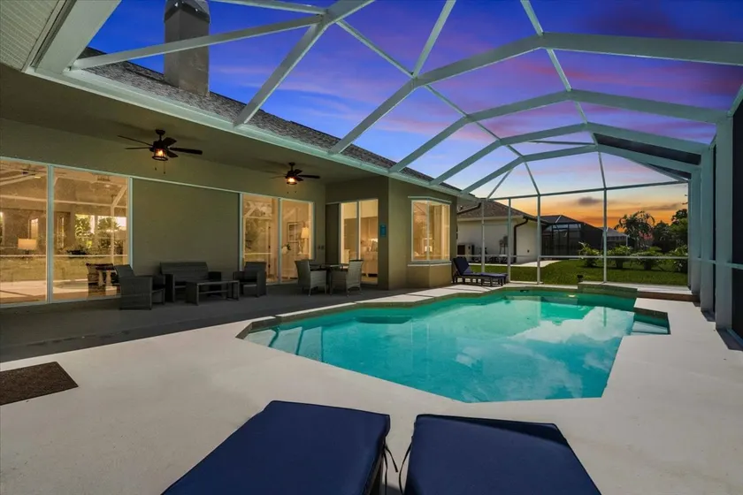 Spacious and private pool house, 15 min to beach - Image 1