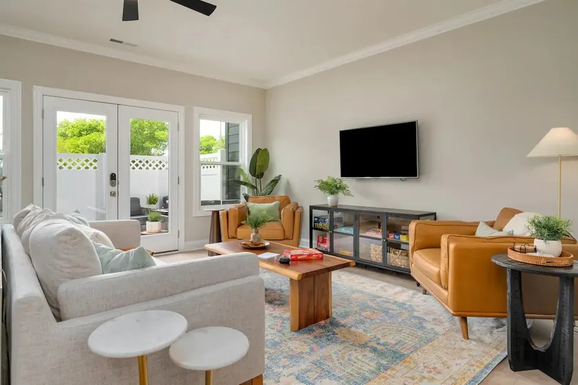 BoroBliss - Luxury Style + Amenities w Large POOL - Image 1