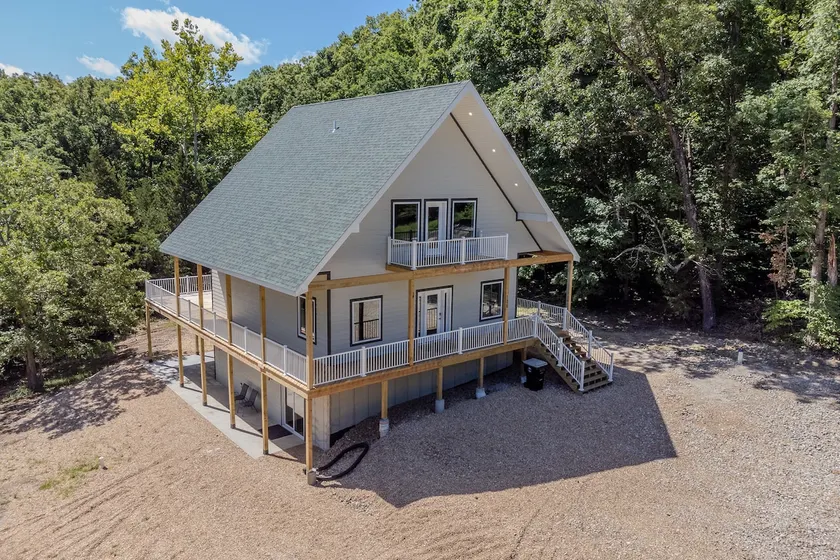 New Private Gated Home / Hot Tub - Image 1