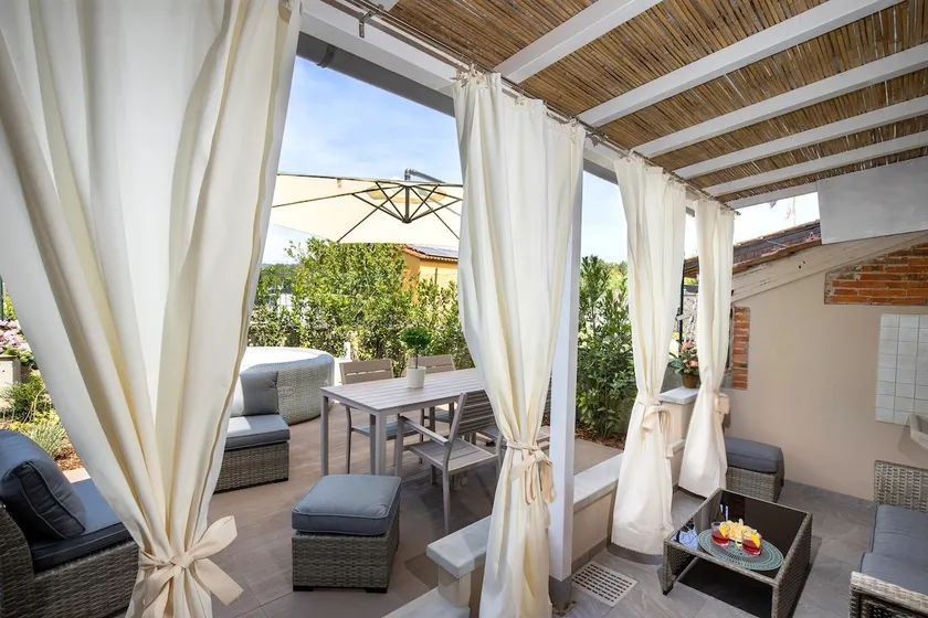 Tuscan Retreat: Between Florence, Lucca & Pisa - Image 1