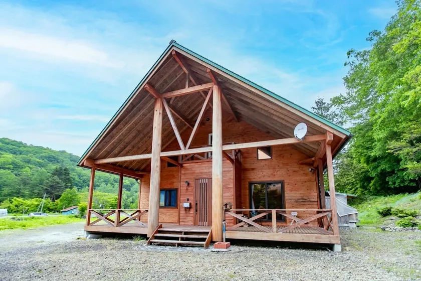 ”The healing of nature, luxury felt with the five senses - a log house with a 100% natural hot spring” - Image 1