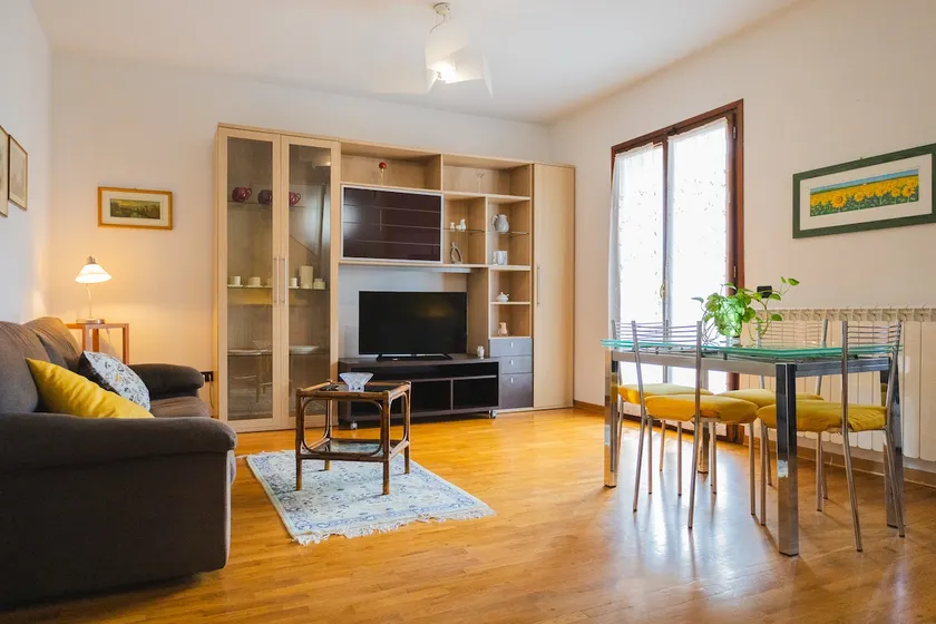 Tilde's Apt, 2beds flat for 4 people - Image 1