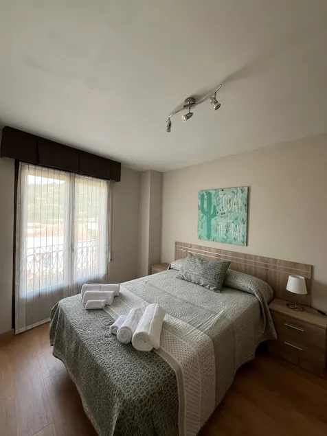 Santa Coloma Apartment 2 - Image 1