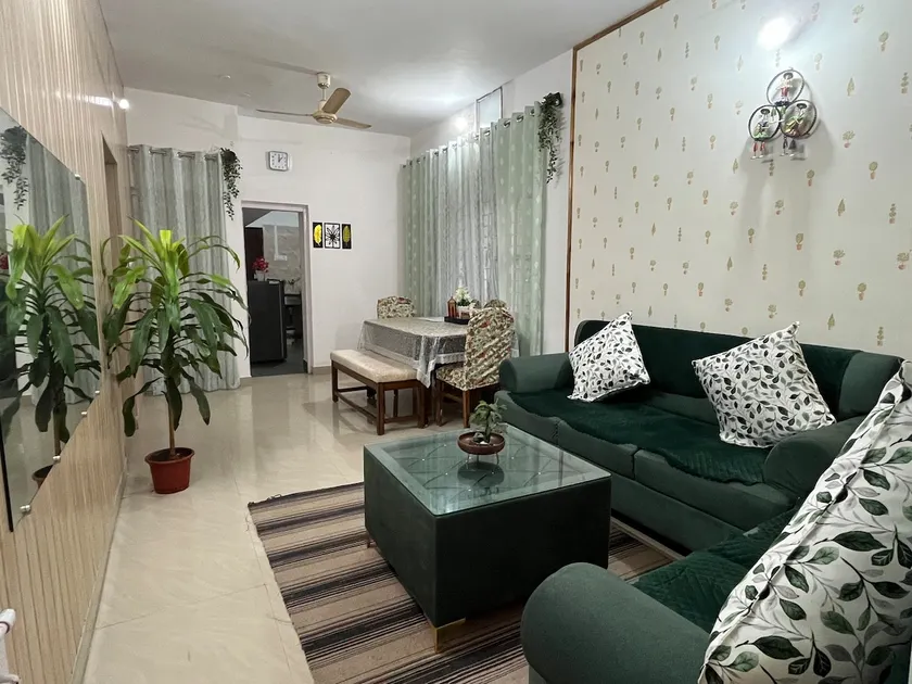 2BHK Manju Dwivedi Homestay Near Aiims - Image 1