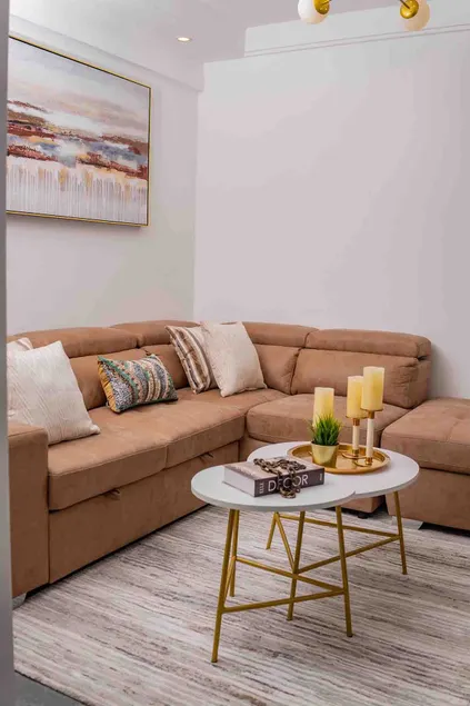 Winchester Haven-Riverside Drive - Image 1