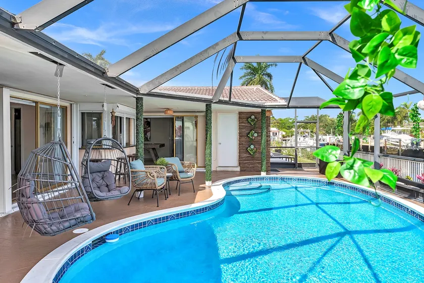 Island TIME! 2mi BEACH+HTD POOL+Boat Rental+Kayak! - Image 1