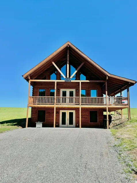 Almost Heaven Chalet - Image 1