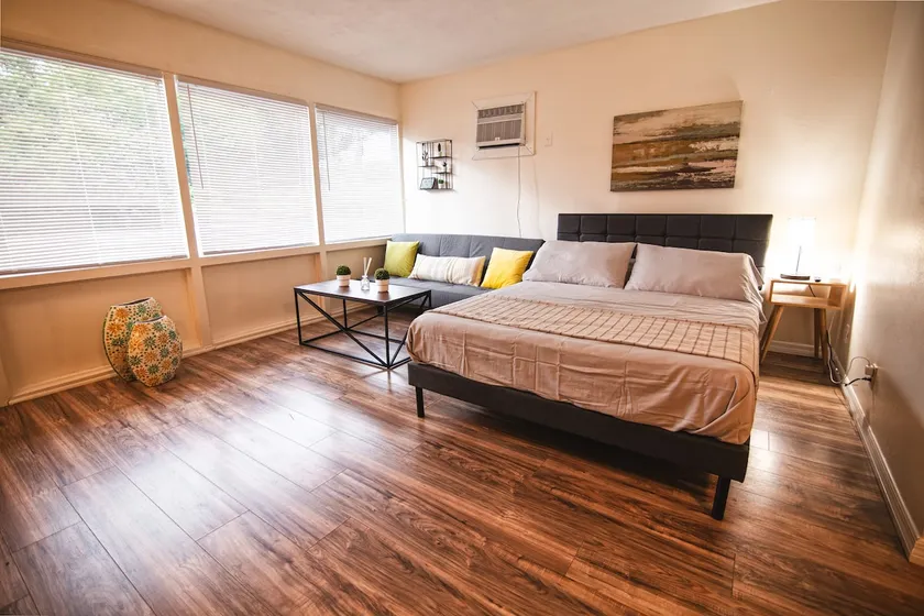 Studio apt located in Dixieland downtown #306 - Image 1