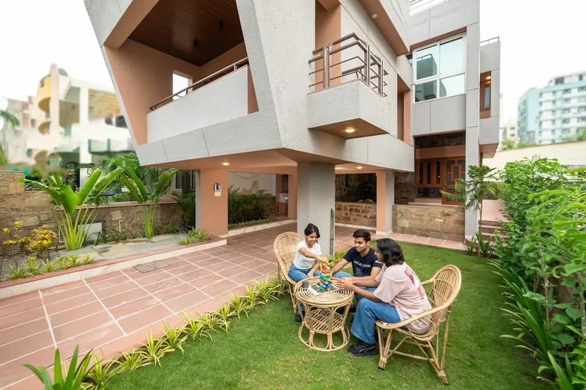 The Zen Homestay: Live in the heart of the city! - Image 1