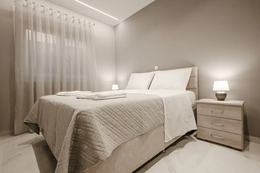 Victoria apartment 2 - Image 1