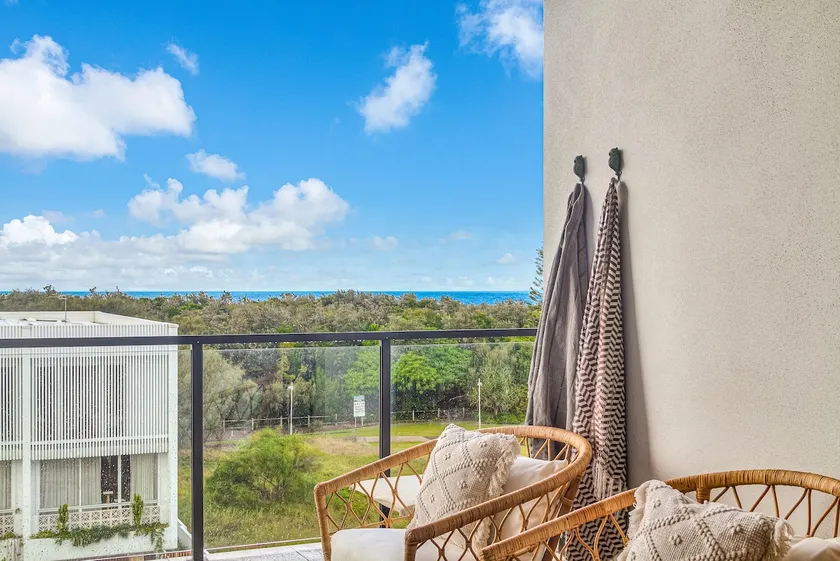 Top of the Dunes - Beachside Apartment by uHoliday - Image 1
