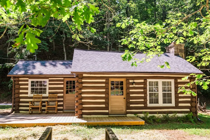 Creekside Cabin w/ Hot tub - Image 1
