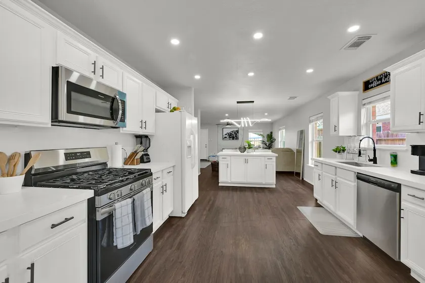 Spring Home! - Image 1