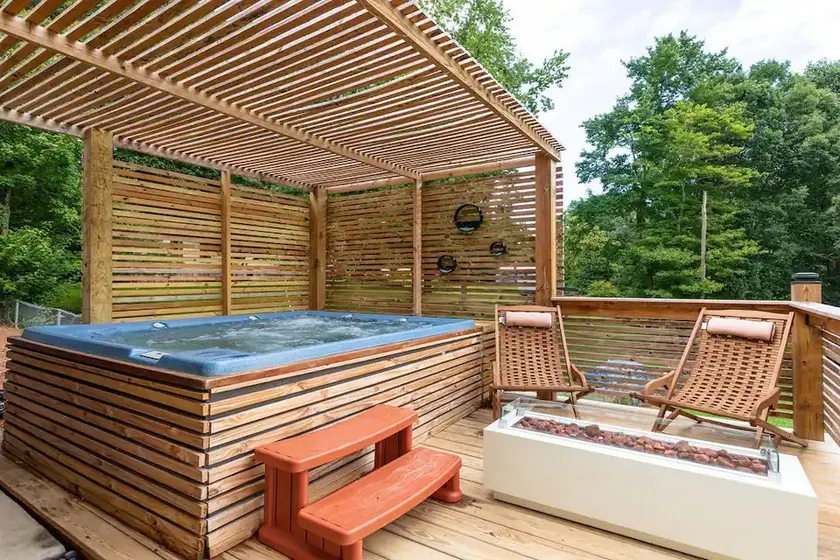 Gamers Paradise - Game Room, Hot Tub, Fire Pit - Image 1