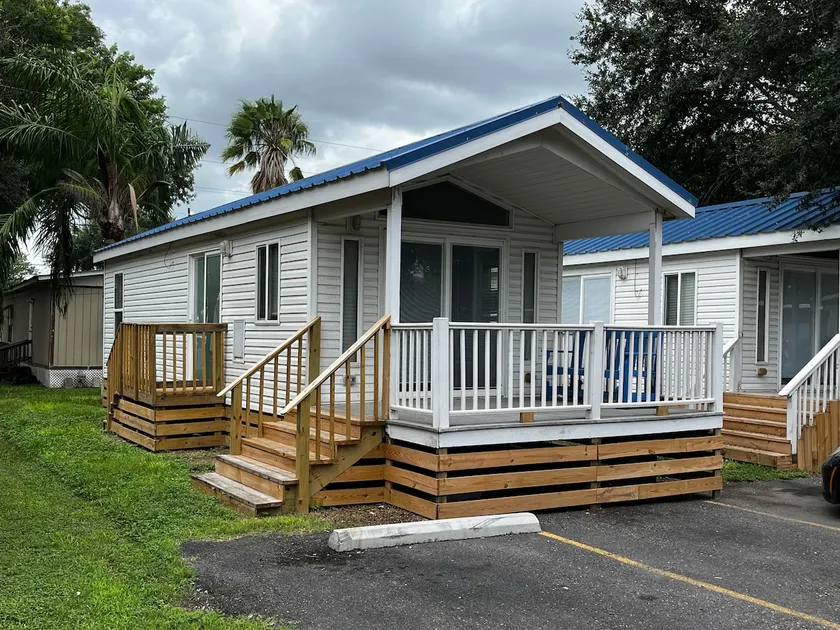 The Majestic Marlin, With Pool Access! - Image 1