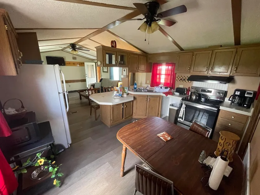 3Br, Hunters Getaway Atv/Sled - Image 1