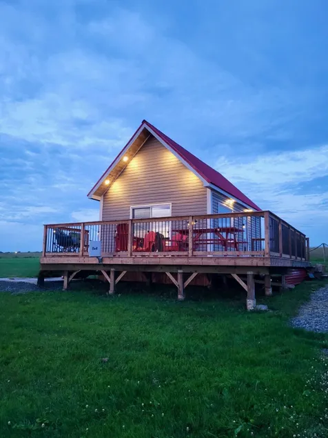 Surfside Cottage in Cape Jack - Image 1