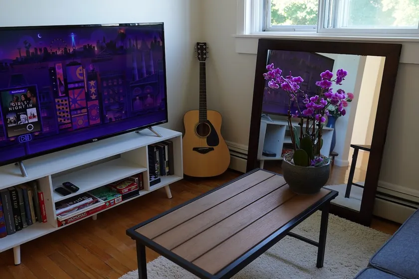 Cozy/Spacious & Sunny Apt/ Downtown,Airport Nearby - Image 1