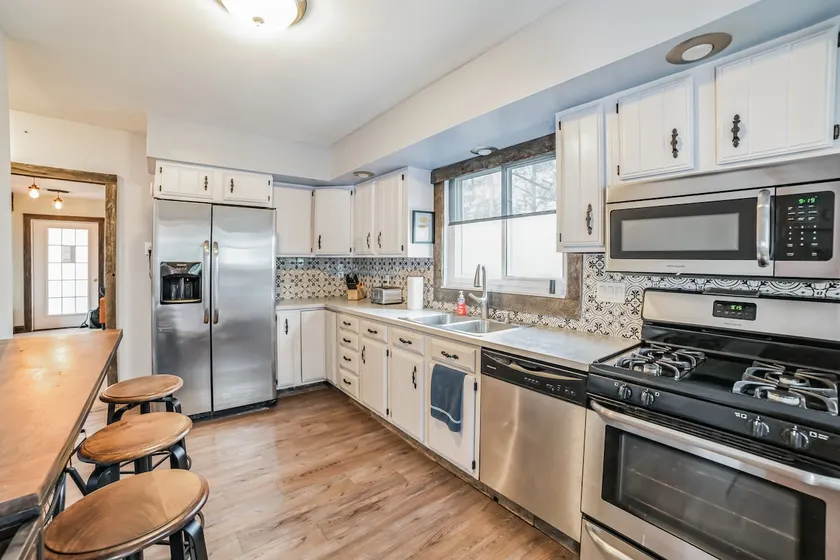 Charming Cottage w/ Lake Access - Image 1