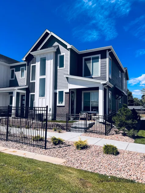 Cherry Creek Trail Townhouse - Image 1